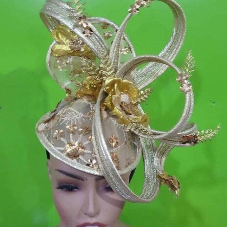Exquisite Golden Flower Fascinator