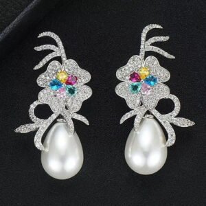 Silver Teardrop Pearl Earring