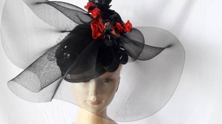 Famous Fashion Designers Black Hat On Ladies Online Boutique